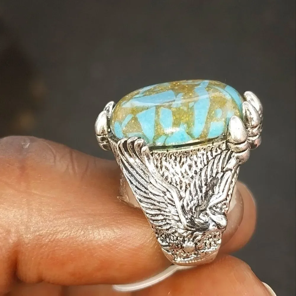 Vintage European and American Retro turquoise Gemstone Unisex ring sz 8 For Adul - Picture 2 of 5
